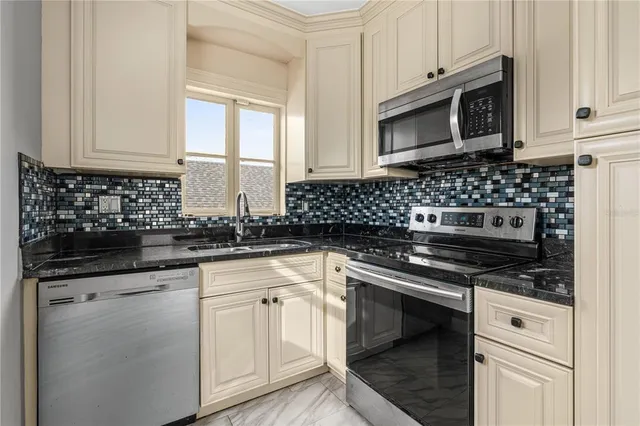 $424,900 | 520 Vermont Avenue, Daytona Beach, FL 32118