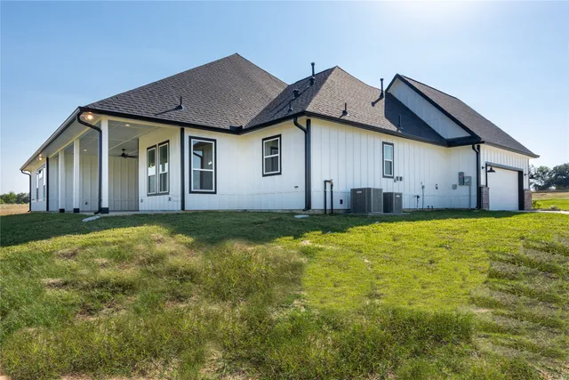 $798,775 | 1404 Bluebonnet Ridge Drive, Chappell Hill, TX 77426