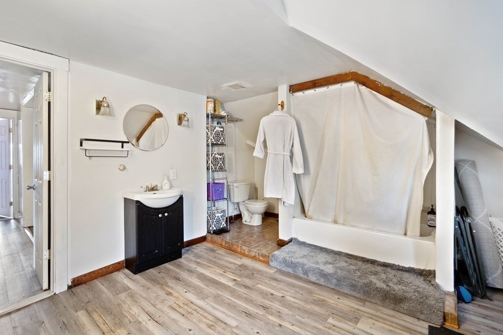 175 Wilbraham Road Springfield, MA 01109 - Photo 26 of 34 Gallery Image 26