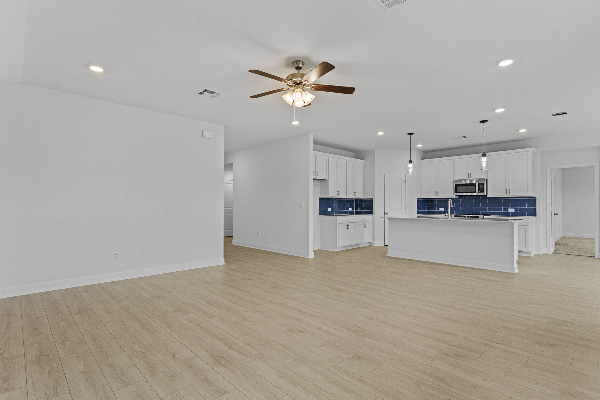 248 Rivers Edge Drive Georgetown, TX 78628 - Photo 11 of 36