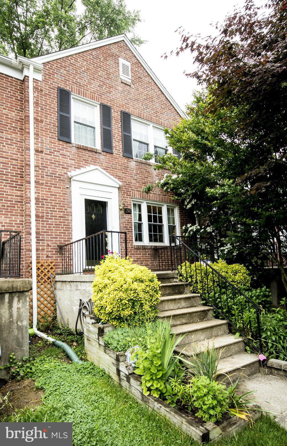 158 Dumbarton Road Baltimore, MD 21212 - Photo 1 of 20 Exterior (Front)