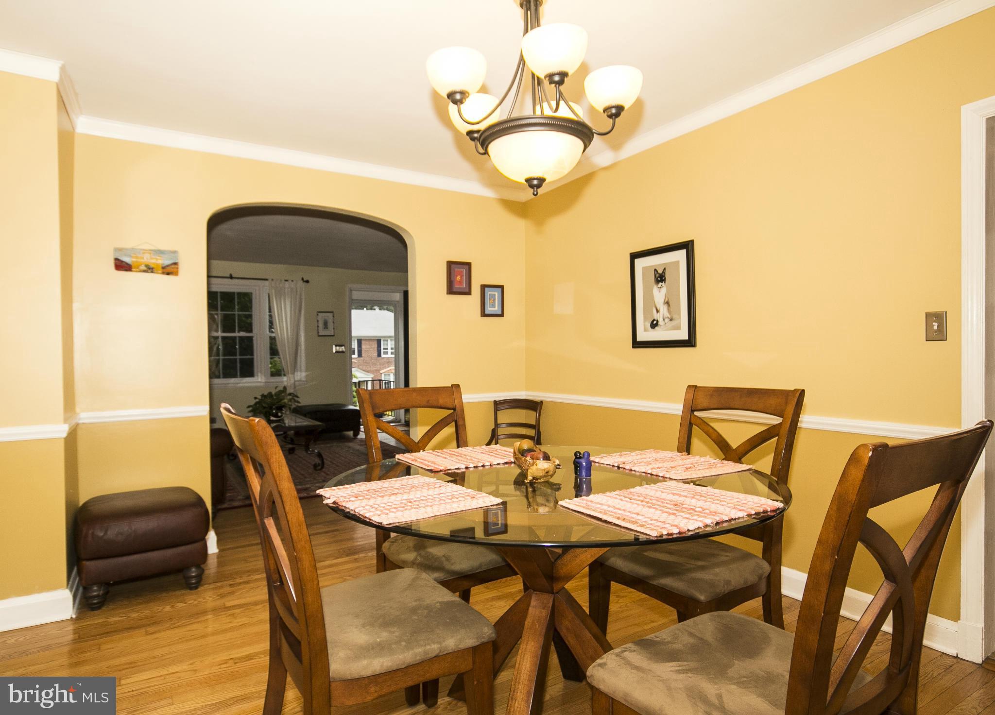 158 Dumbarton Road Baltimore, MD 21212 - Photo 8 of 20 Dining Room