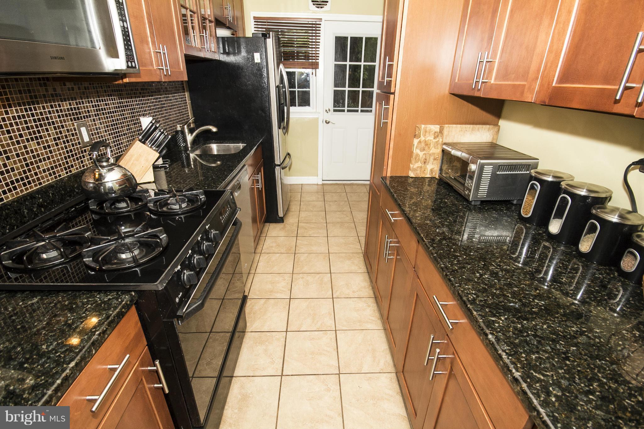 158 Dumbarton Road Baltimore, MD 21212 - Photo 9 of 20 Kitchen
