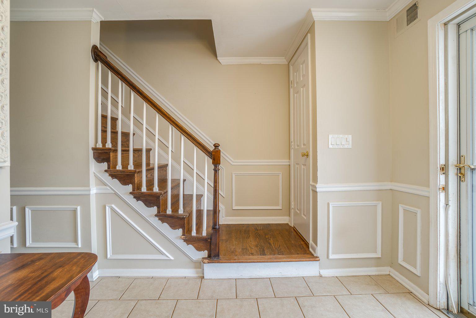 3837 Justin Road Monkton, MD 21111 - Photo 32 of 48 Foyer w/ decorative moulding