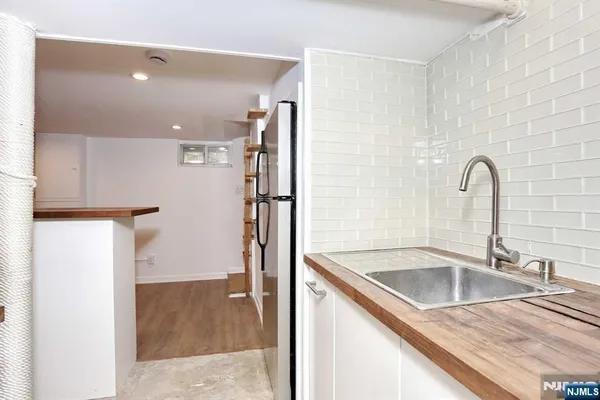 $3,700 | 7-09 Campbell Road, Fair Lawn, NJ 07410