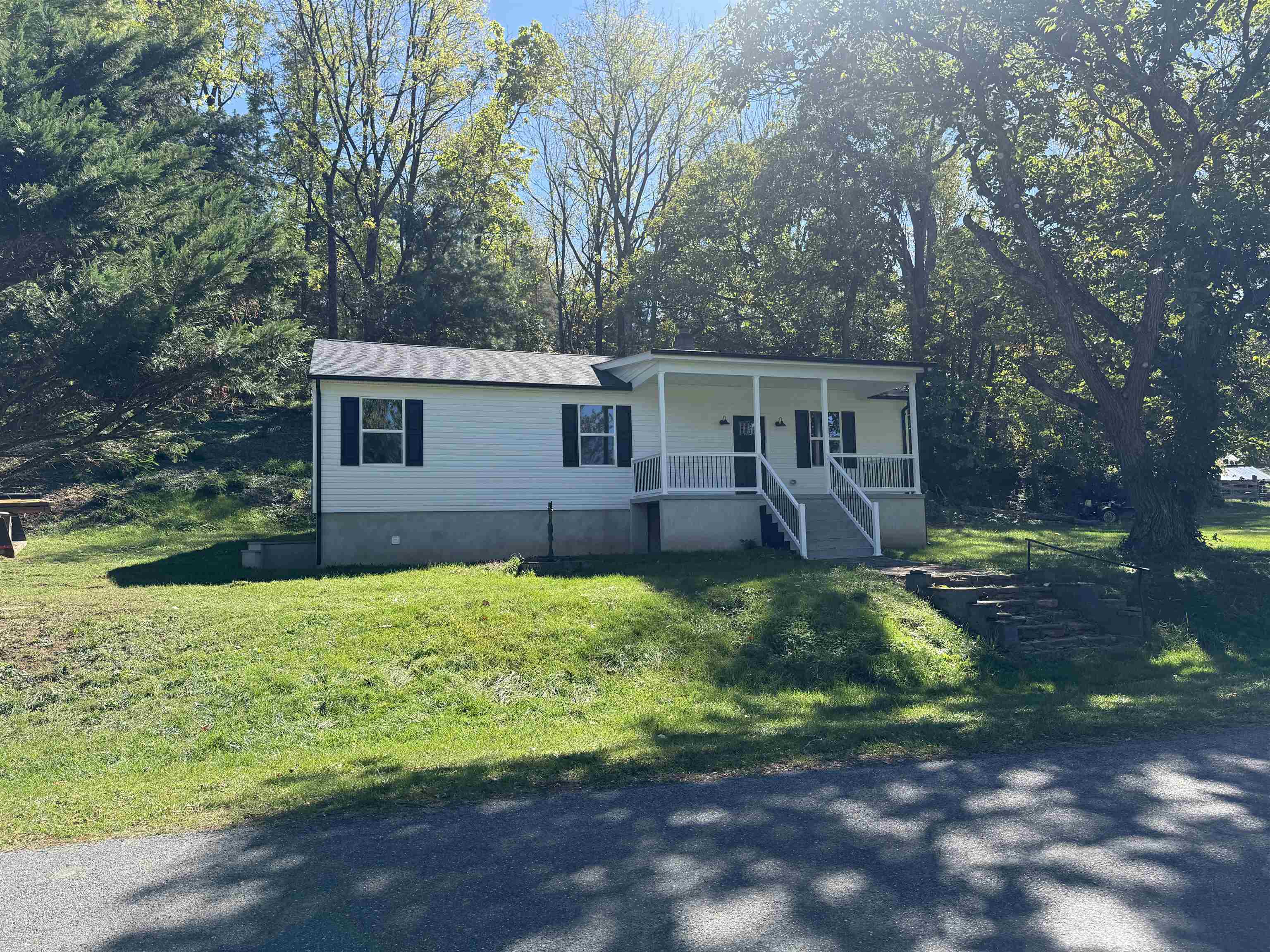 362 Whitmore Road Mount Solon, VA 22843 - Photo 3 of 27 Gallery Image 3