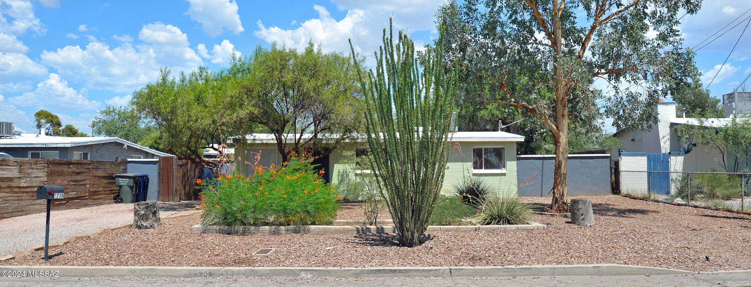 2738 North Richey Boulevard Tucson, AZ 85716 - Photo 2 of 36