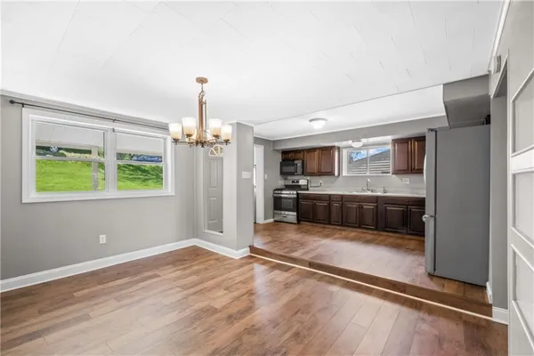 $159,900 | 108 Highland Avenue, Avella, PA 15312