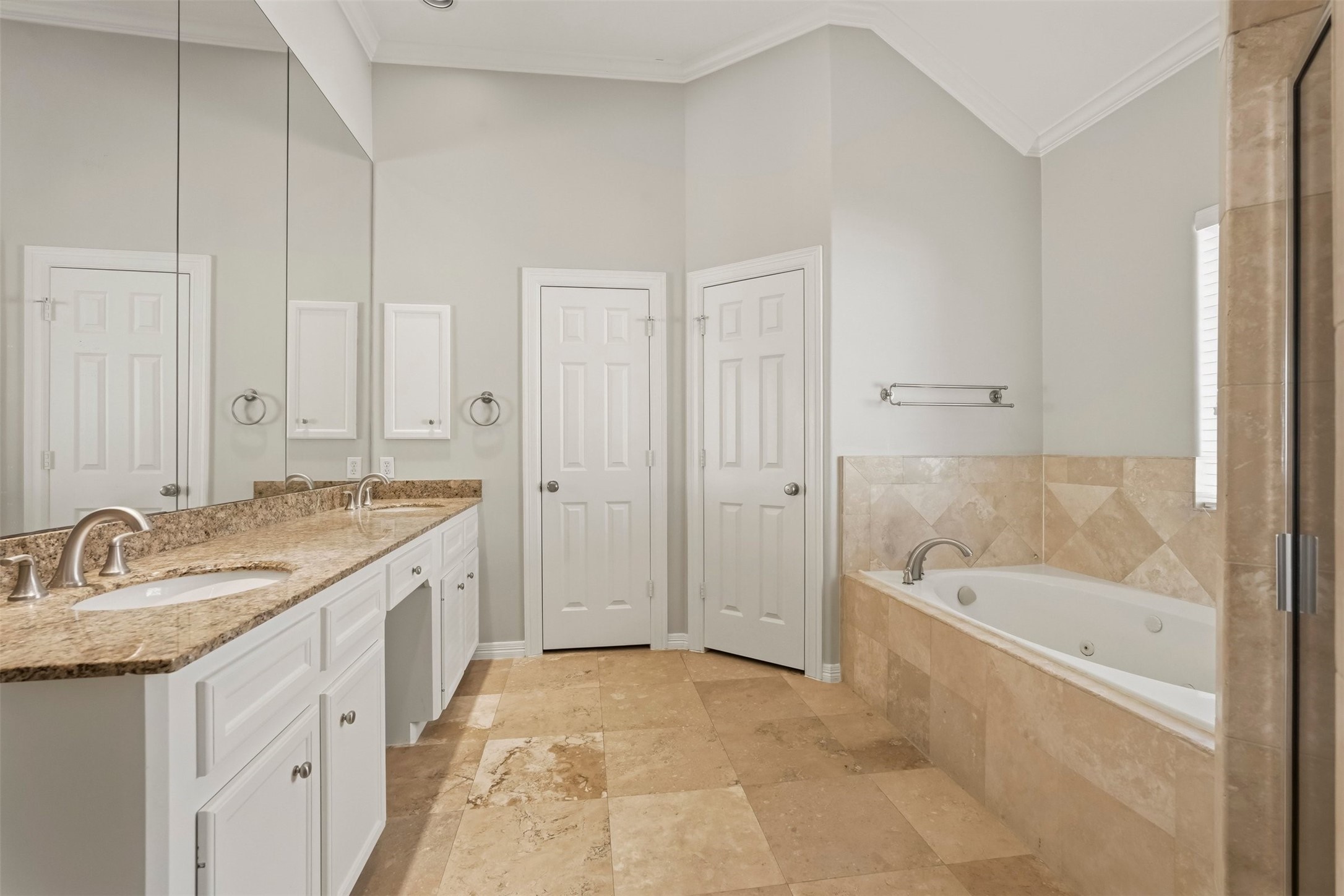 822 Stuart Street Houston, TX 77006 - Photo 24 of 27