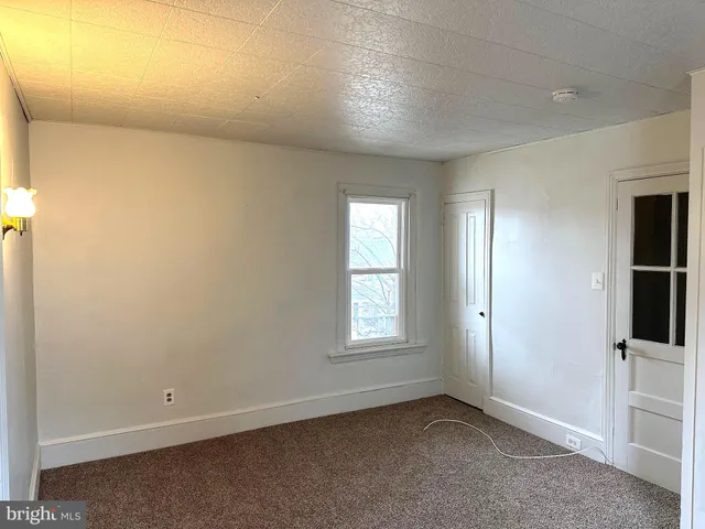 $1,400 | 125 Green Street, Souderton, PA 18964