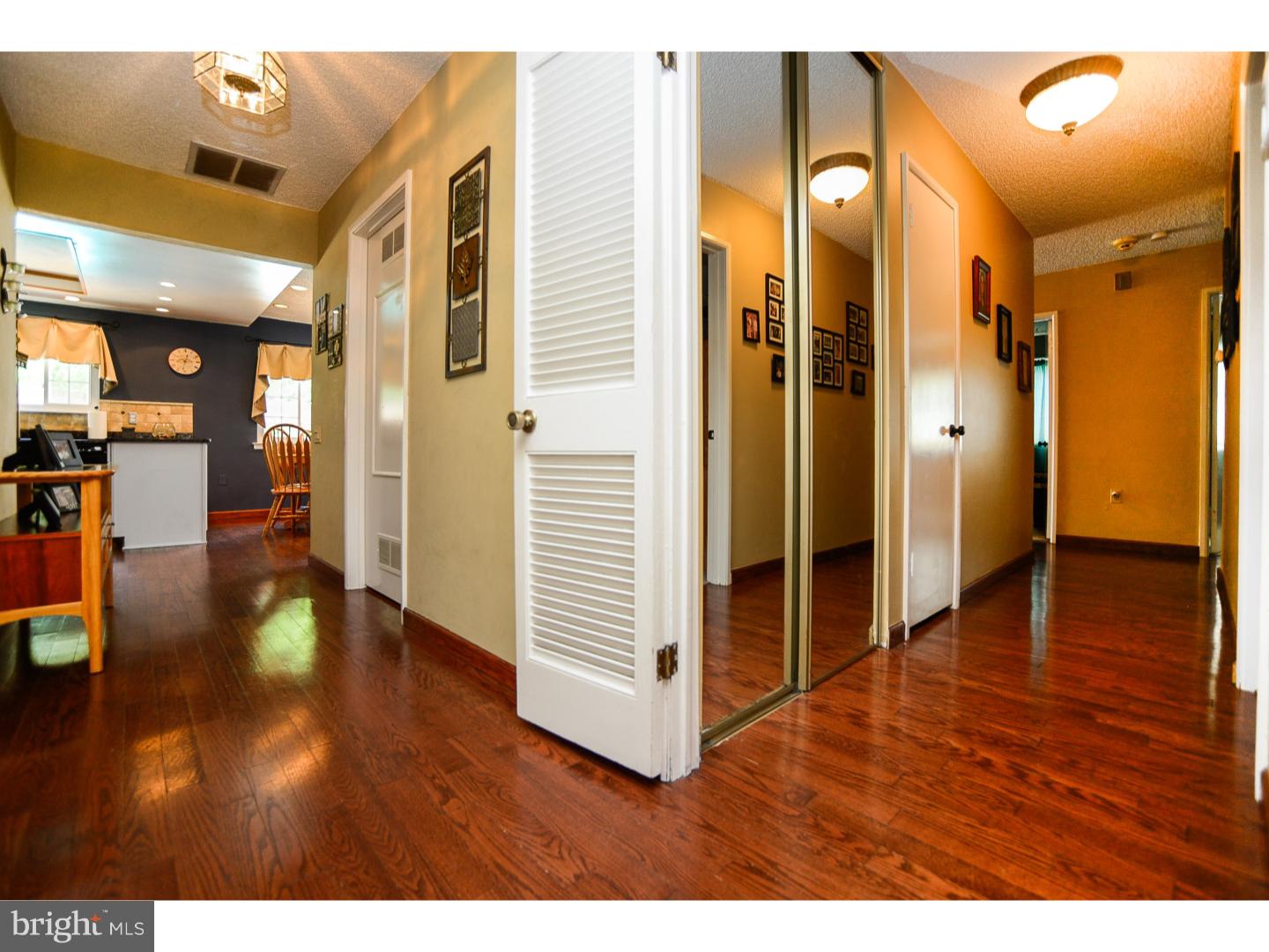 14 Pelham Road Marlton, NJ 08053 - Photo 3 of 25