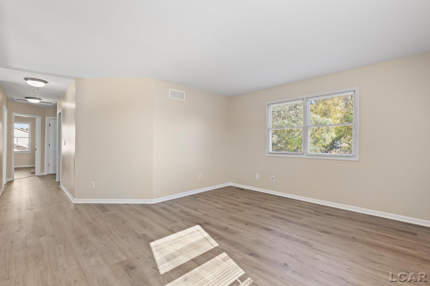 3126 Cobblestone Ridge Tecumseh, MI 49286 - Photo 18 of 57 50192145-e47019e6-0159-416a-be8d-2a3f6aa4e040.JPG