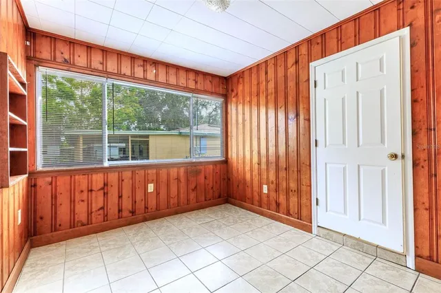 $179,900 | 2602 Sunshine Drive North, Lakeland, FL 33801