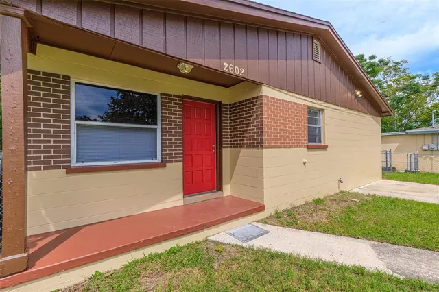 $179,900 | 2602 Sunshine Drive North, Lakeland, FL 33801
