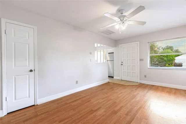 $179,900 | 2602 Sunshine Drive North, Lakeland, FL 33801