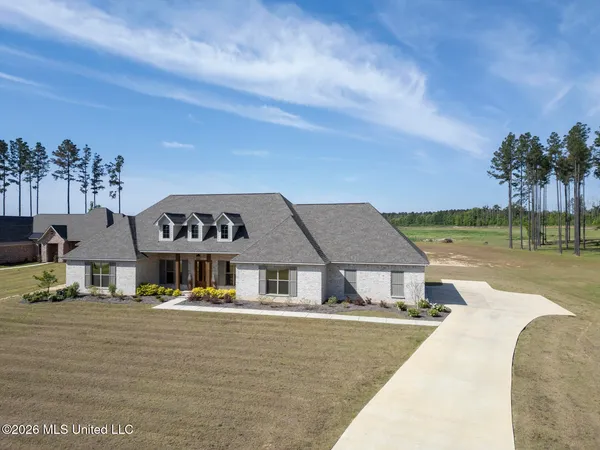 $640,000 | 230 Lost Oak Lane, Brandon, MS 39047