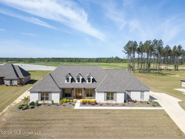 $640,000 | 230 Lost Oak Lane, Brandon, MS 39047