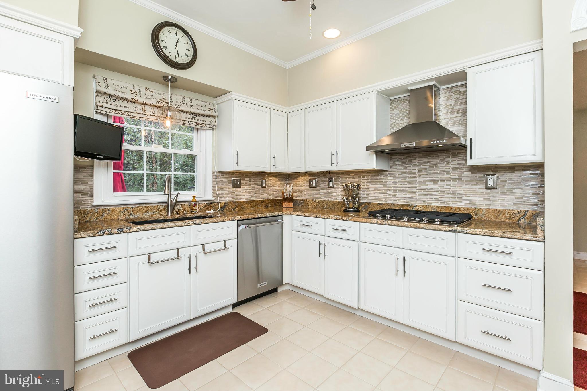 2211 Boxmere Road Lutherville-Timonium, MD 21093 - Photo 12 of 30 Kitchen