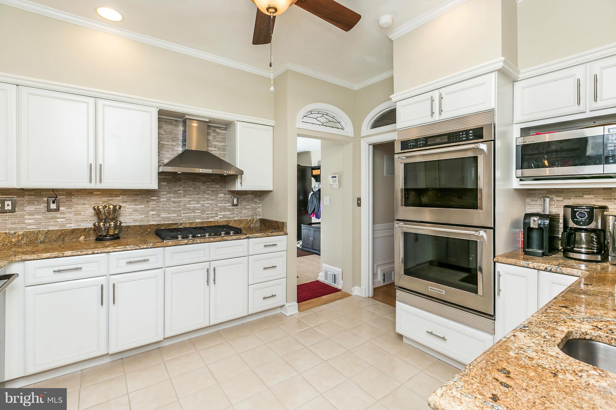 2211 Boxmere Road Lutherville-Timonium, MD 21093 - Photo 13 of 30 Kitchen