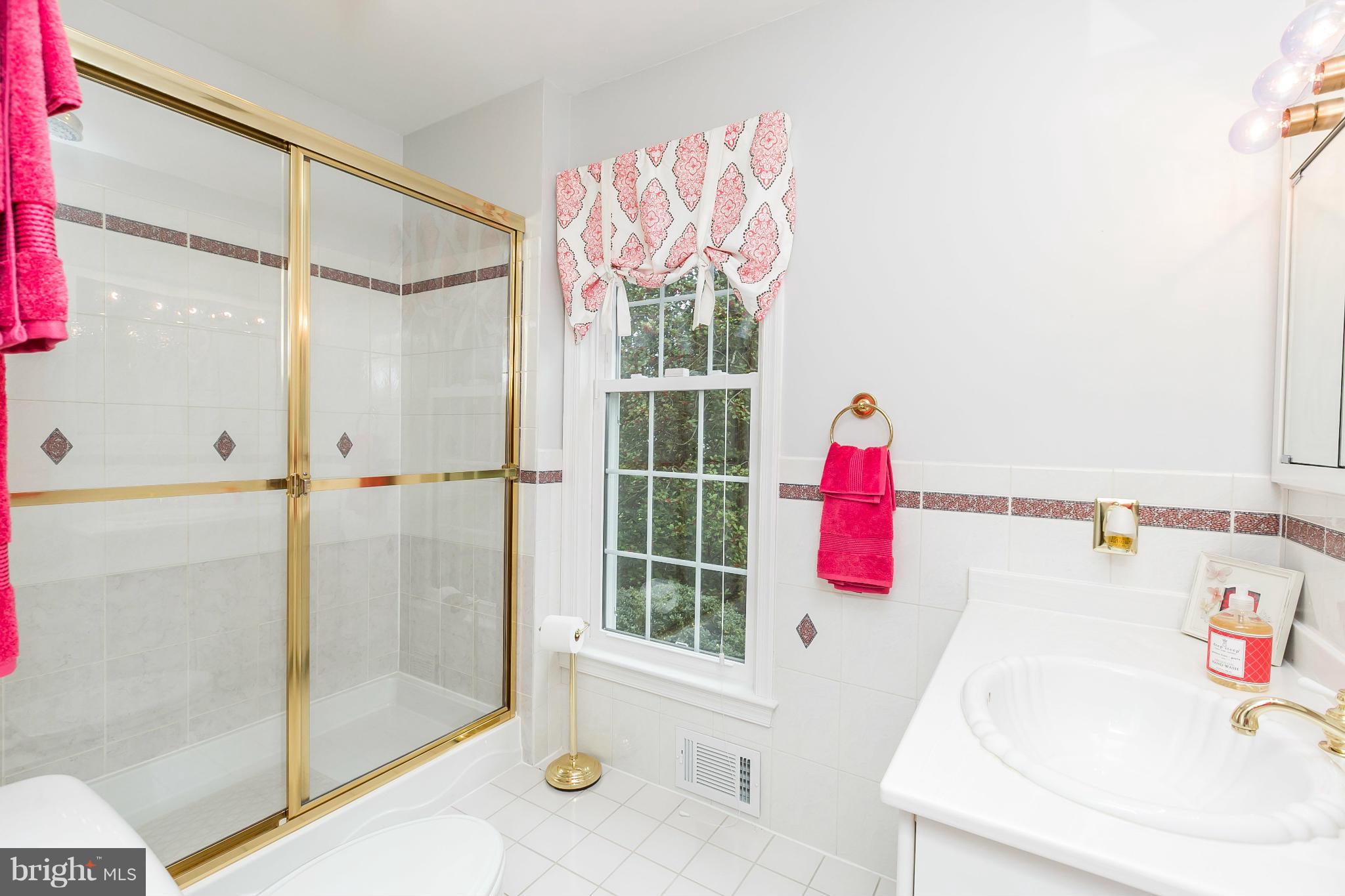 2211 Boxmere Road Lutherville-Timonium, MD 21093 - Photo 22 of 30 Bath