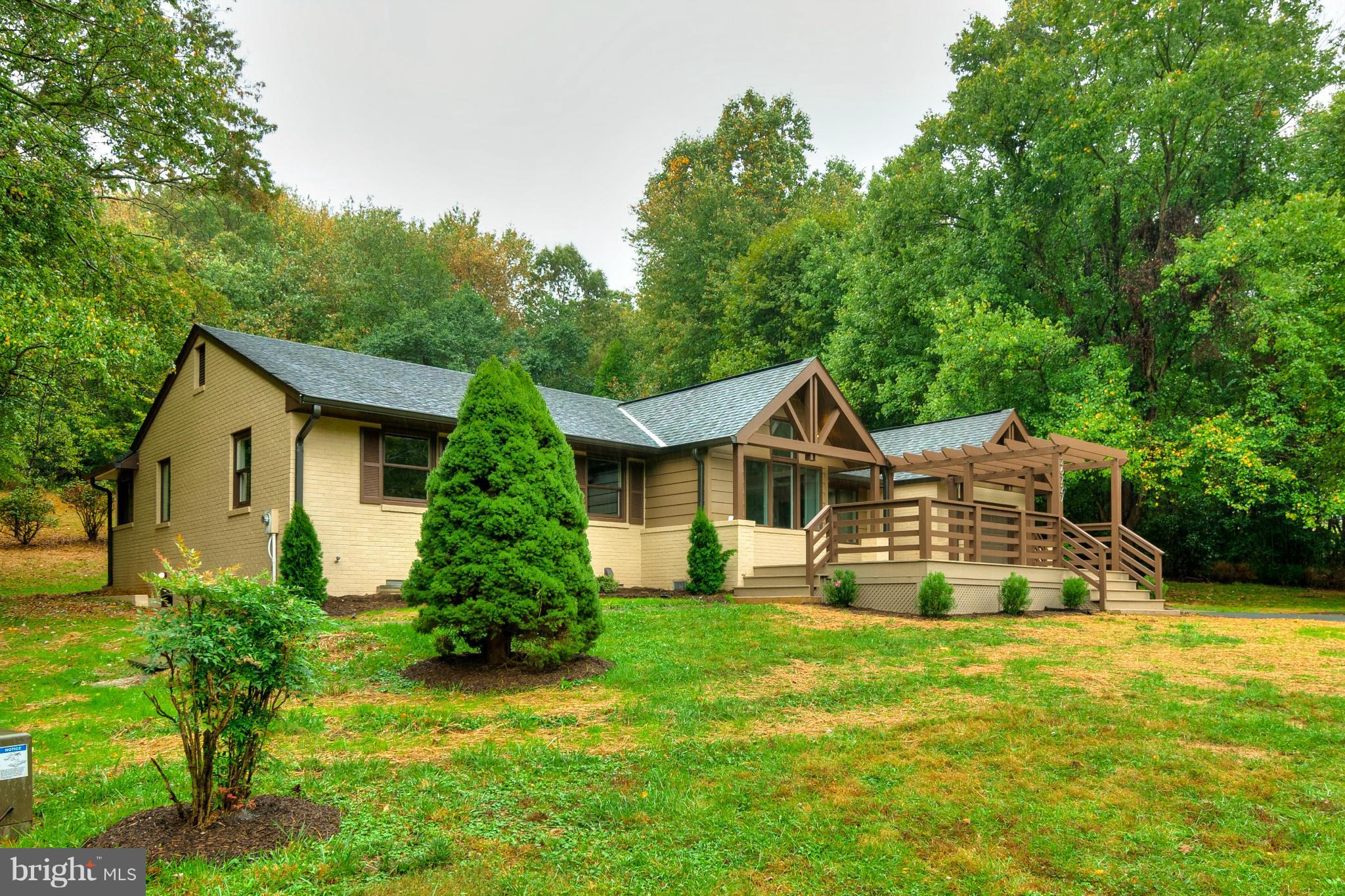 26727 Clarksburg Road Damascus, MD 20872 - Photo 29 of 30 Exterior (Front)