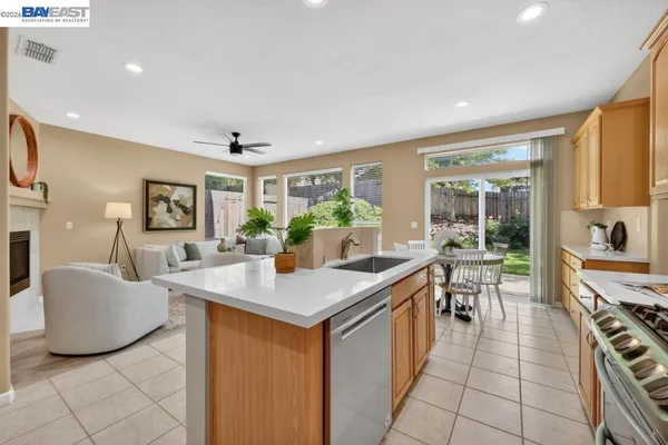 $749,000 | 1857 Greenlaw Way, Folsom, CA 95630