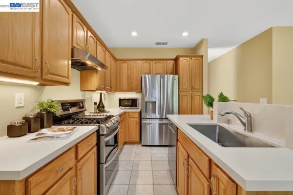 $749,000 | 1857 Greenlaw Way, Folsom, CA 95630