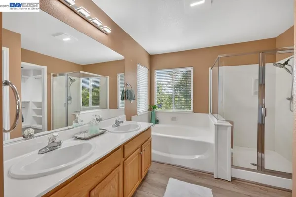 $749,000 | 1857 Greenlaw Way, Folsom, CA 95630