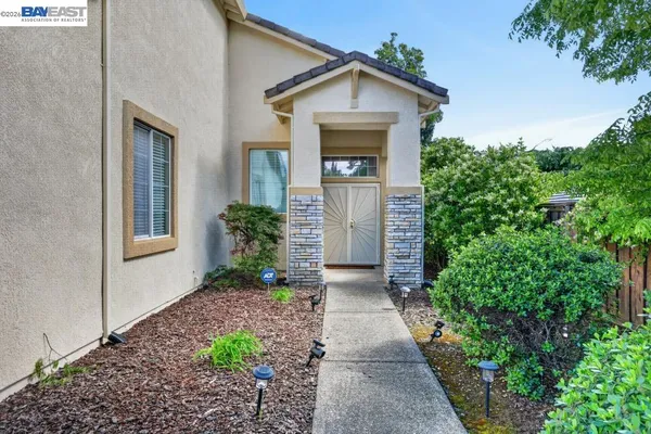 $749,000 | 1857 Greenlaw Way, Folsom, CA 95630