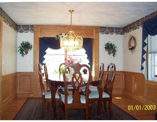44 Wayside Road Tewksbury, MA 01876 - Photo 3 of 13 Gallery Image 3