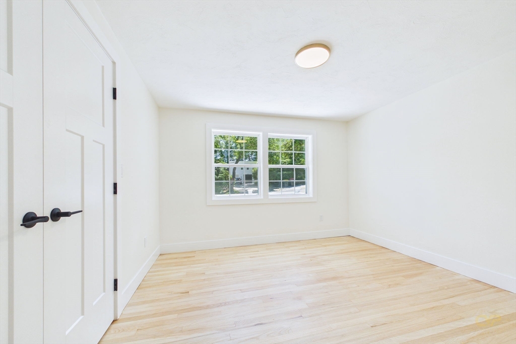 24 David Road Westport, MA 02790 - Photo 16 of 39