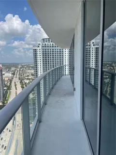 $965,000 | 4111 South Ocean Drive, Unit 3411, Hollywood, FL 33019