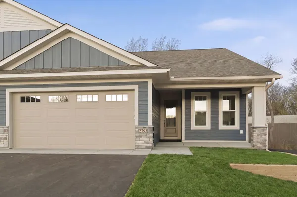 $532,375 | 2793 Thompson Drive, River Falls, WI 54022