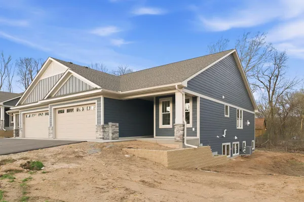 $532,375 | 2793 Thompson Drive, River Falls, WI 54022