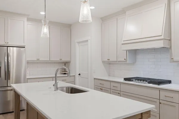 $532,375 | 2793 Thompson Drive, River Falls, WI 54022