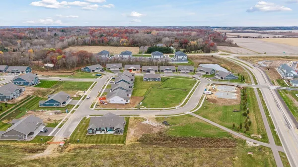 $532,375 | 2793 Thompson Drive, River Falls, WI 54022