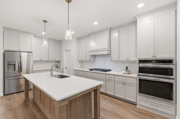 $532,375 | 2793 Thompson Drive, River Falls, WI 54022