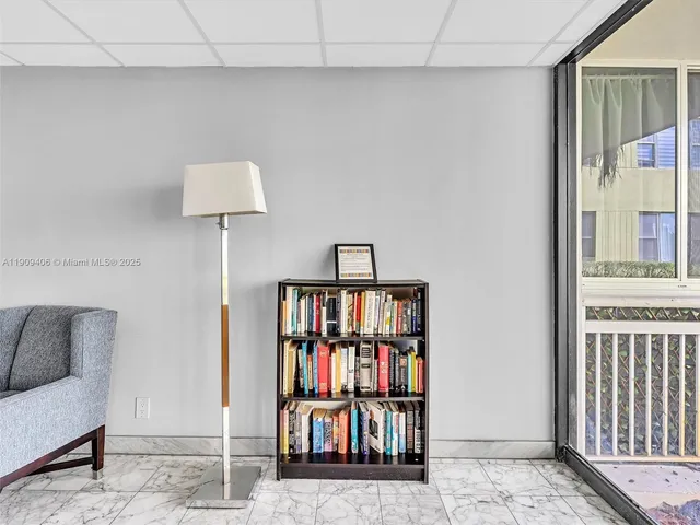 $225,000 | 4400 Hillcrest Drive, Unit 617B, Hollywood, FL 33021