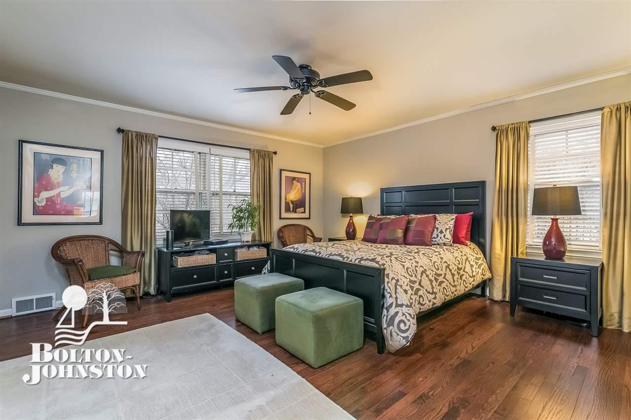 80 Colonial Road Grosse Pointe, MI 48236 - Photo 19 of 44 31344135-18.JPG
