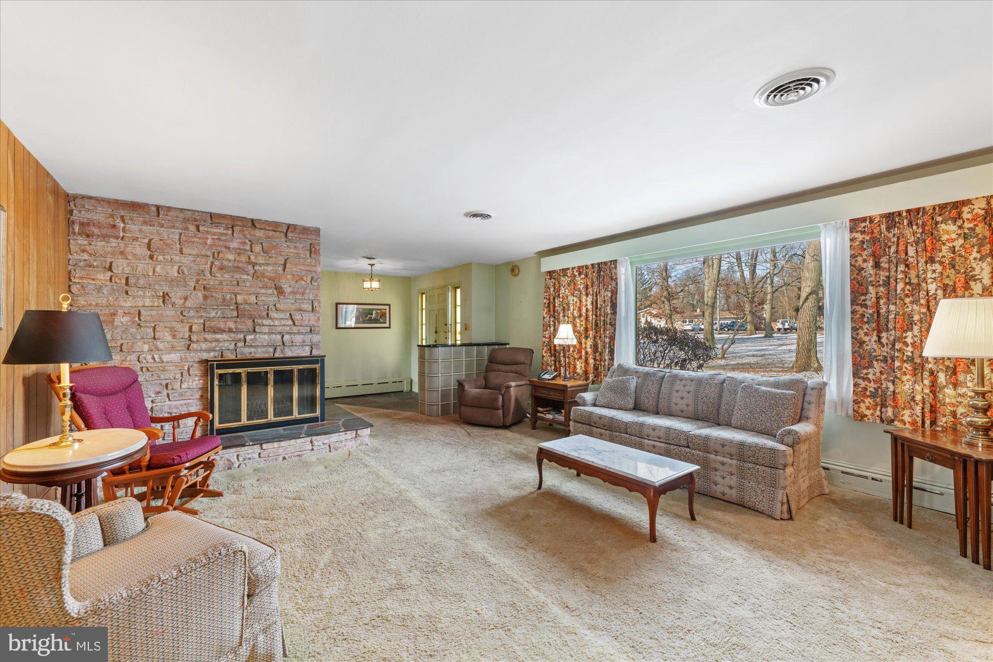 316 Fairhill Road Hatfield, PA 19440 - Photo 3 of 21 Gallery Image 3