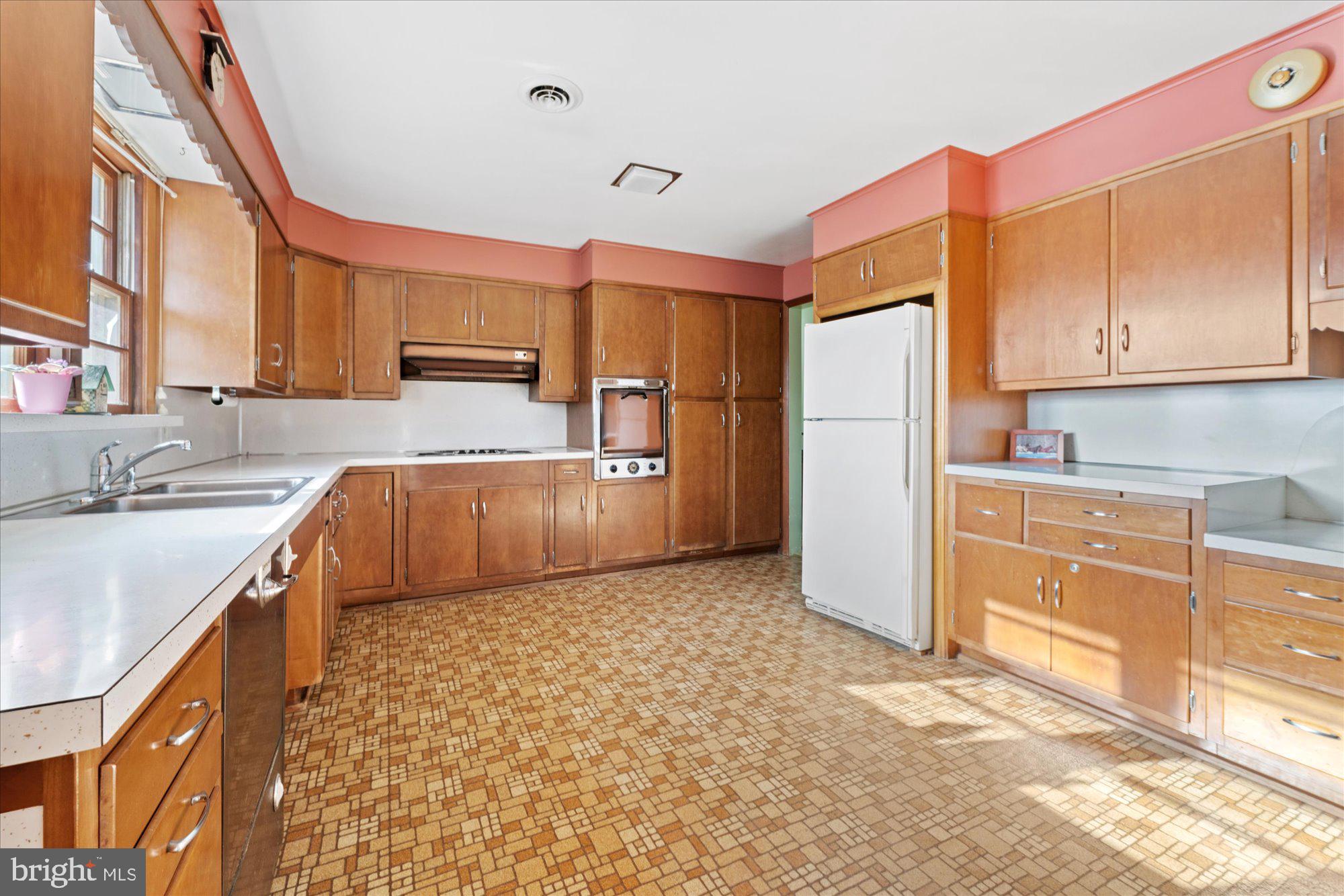 316 Fairhill Road Hatfield, PA 19440 - Photo 7 of 21 Gallery Image 7