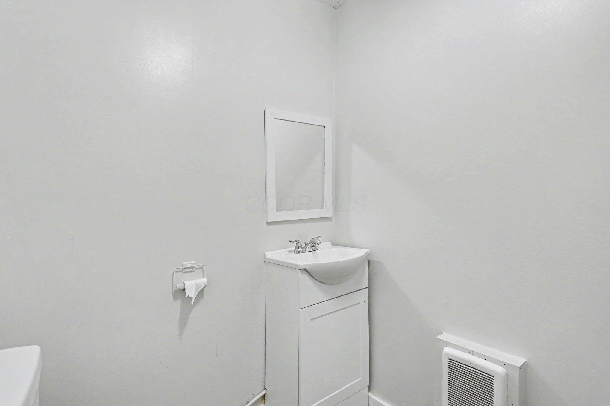 9030 Columbus Road Mount Vernon, OH 43050 - Photo 24 of 39 020_file_1894