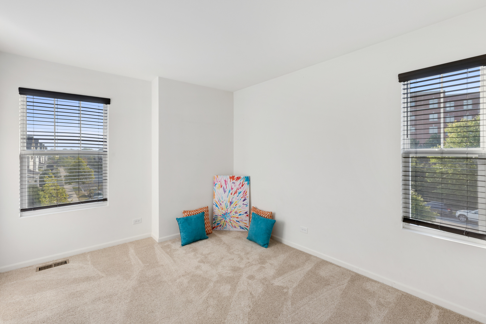 1108 Evergreen Avenue Des Plaines, IL 60016 - Photo 11 of 20 a view of an empty room with a window