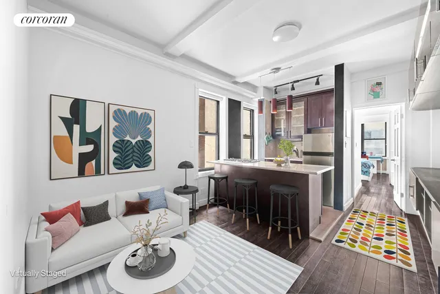 $575,000 | 116 West 72nd Street, Unit 10D | Upper West Side