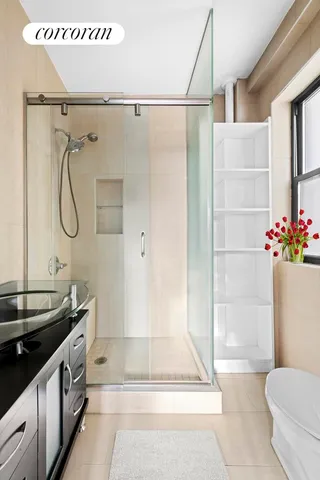 $575,000 | 116 West 72nd Street, Unit 10D | Upper West Side