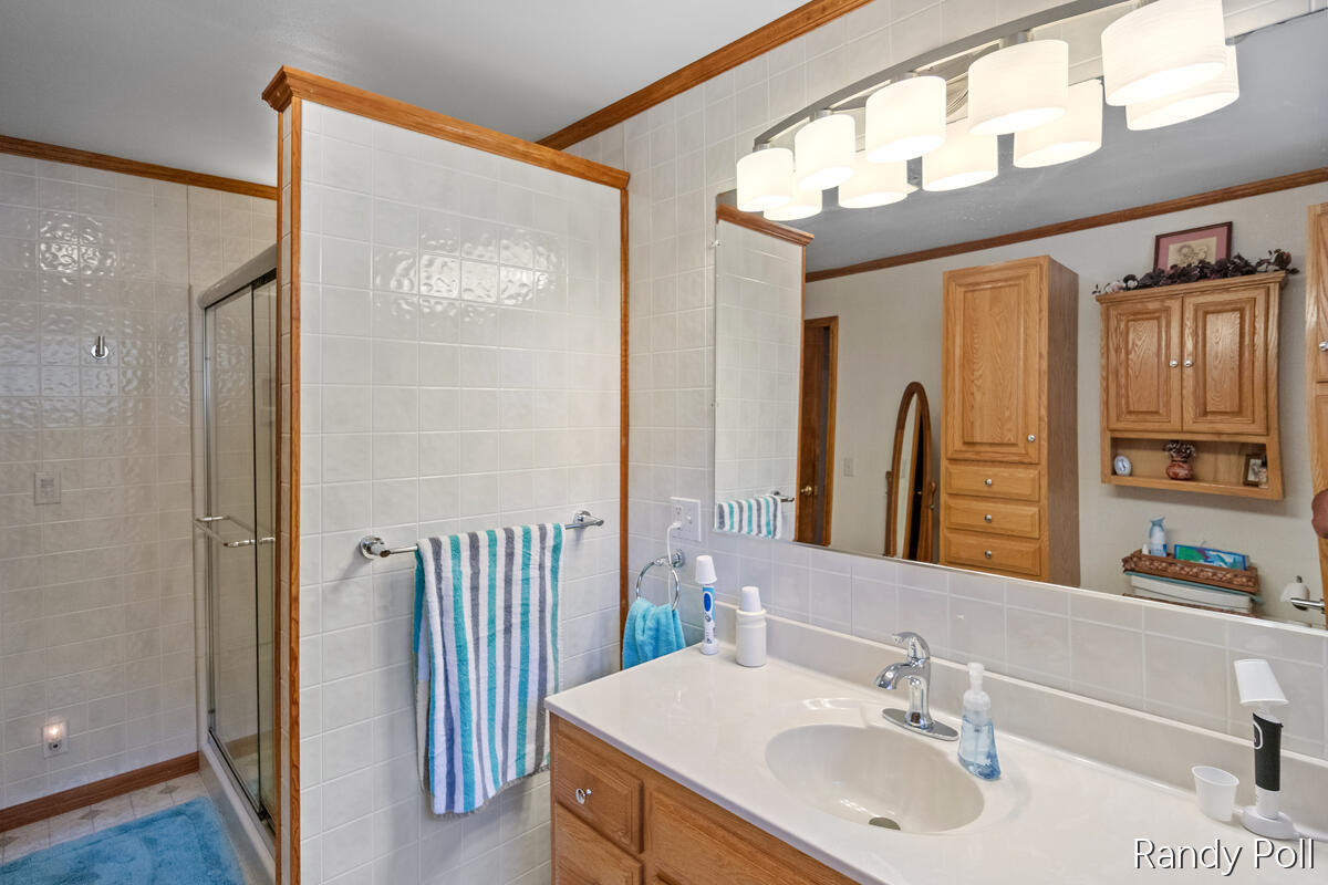 302 Brooks Road South Muskegon, MI 49442 - Photo 17 of 27 302-Brooks_017
