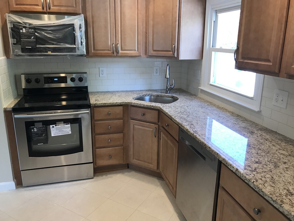 4 Blueview Road Boston, MA 02132 - Photo 5 of 16 Gallery Image 5