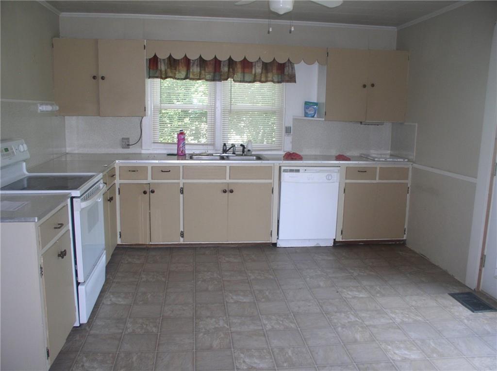 4670 Rifle Range Road Conover, NC 28613 - Photo 16 of 23 Gallery Image 16