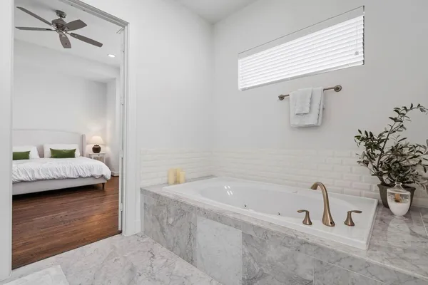 $2,950 | 1514 Beall Street, Houston, TX 77008
