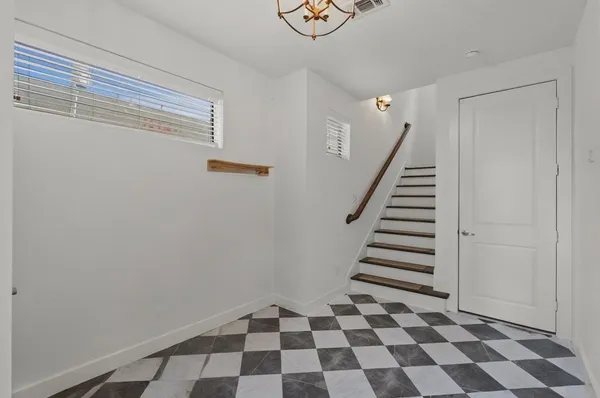$2,950 | 1514 Beall Street, Houston, TX 77008